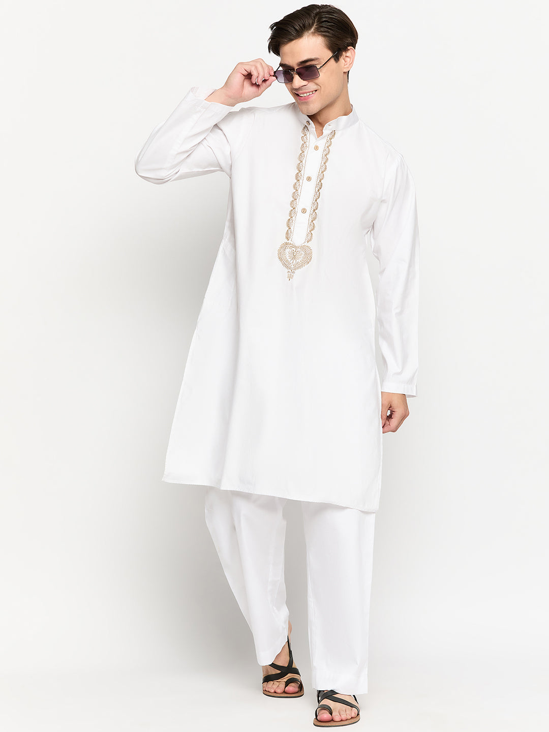 White Solid Embroidered Men's Kurta