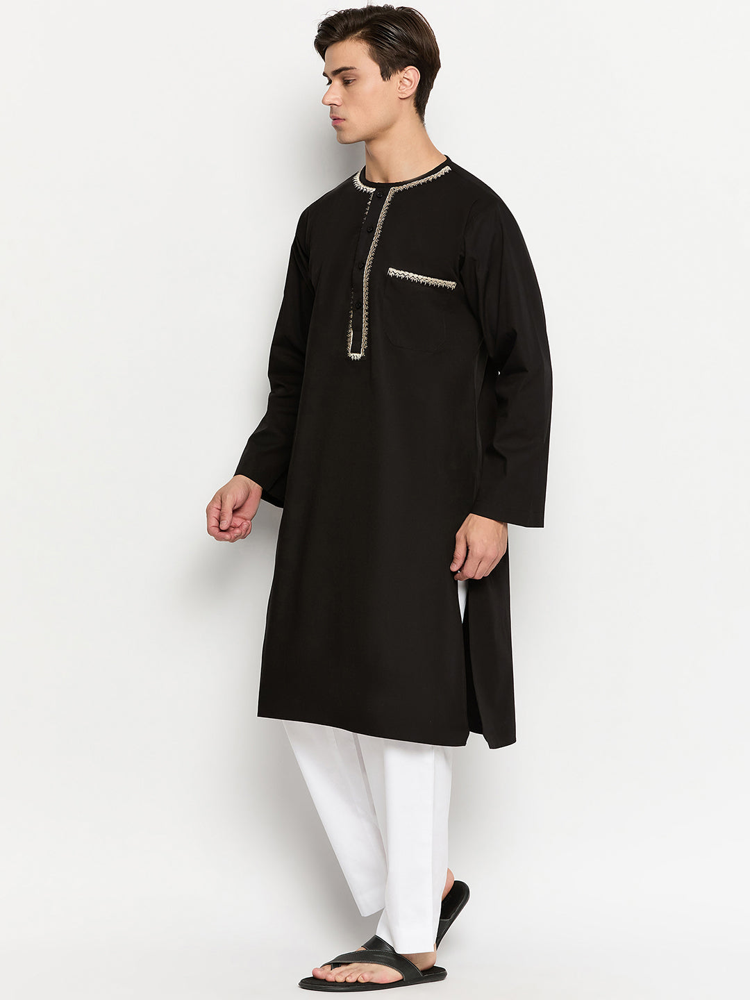 Men’s Black Embroidered kurta